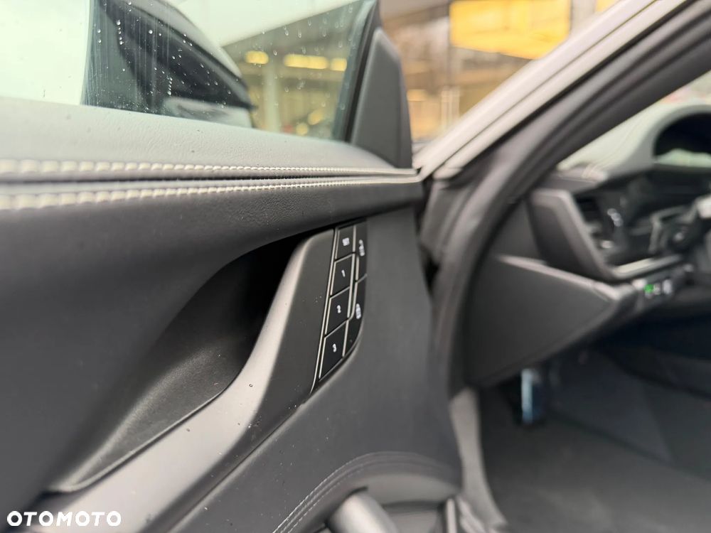 Porsche 911 Carrera - 22