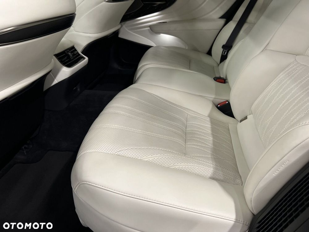 Lexus LS 500h Omotenashi AWD - 12