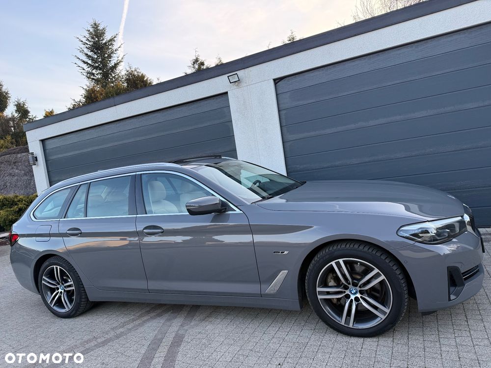 BMW Seria 5 530e M Sport sport - 17