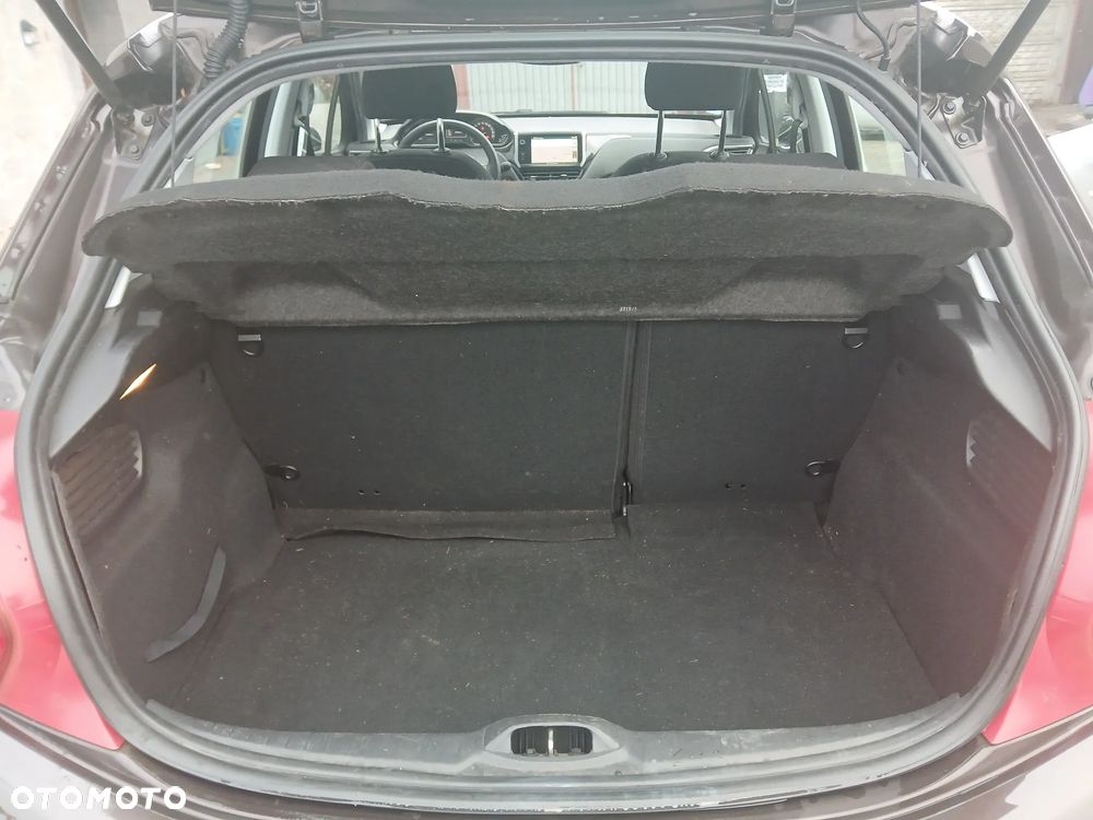 Peugeot 208 82 VTI Allure - 6