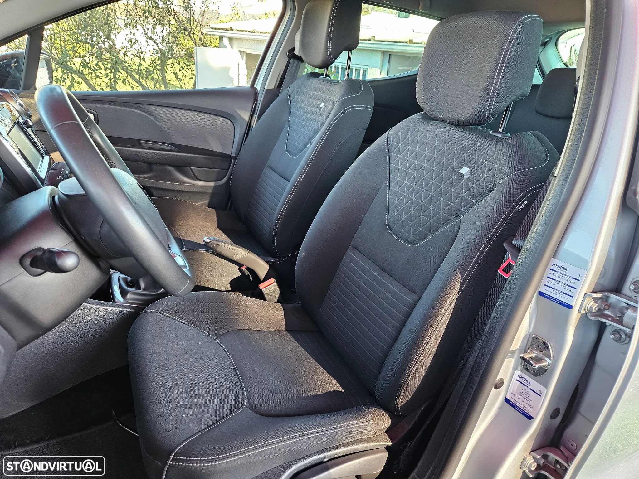 Renault Clio 1.5 dCi Limited - 11