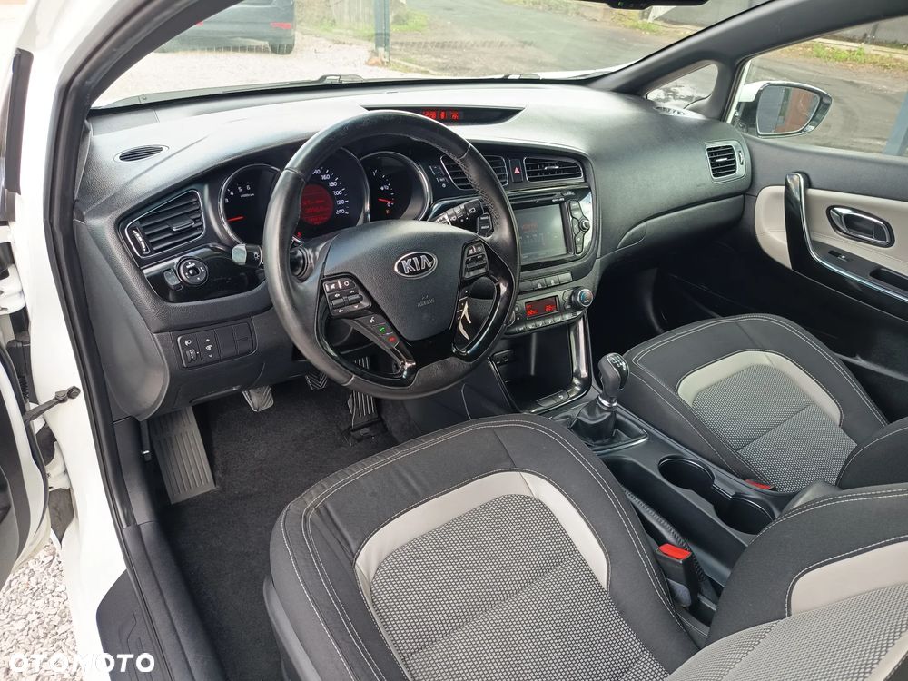Kia Ceed 1.6 CRDi L - 18