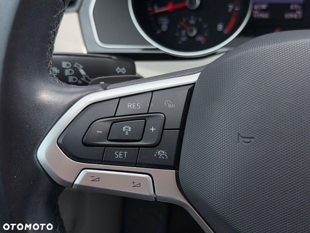 Volkswagen Passat 2.0 TSI Elegance DSG - 17