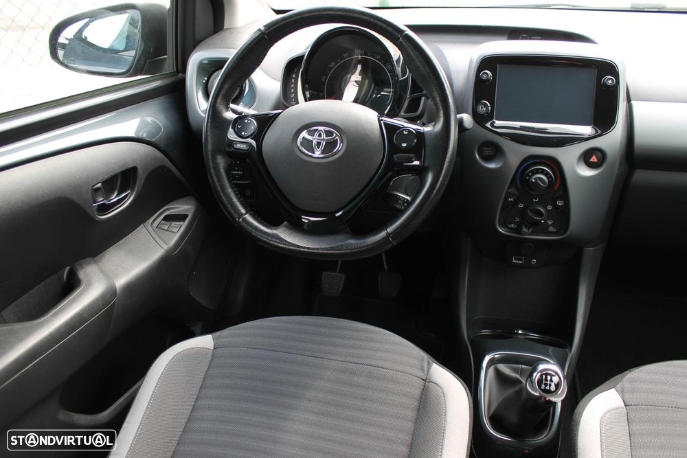 Toyota Aygo - 32