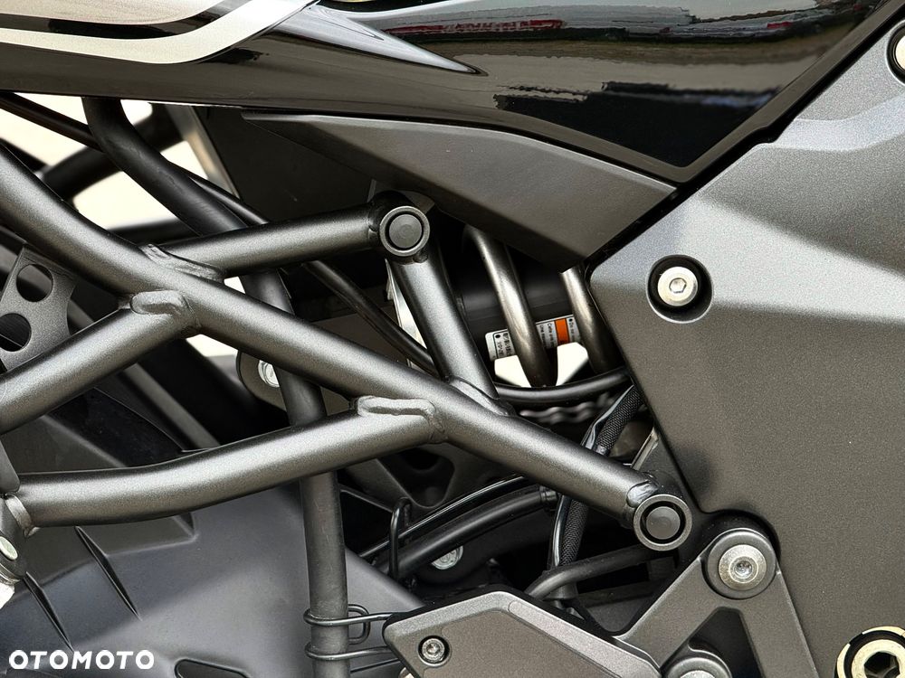 Kawasaki Versys 1000 - 24