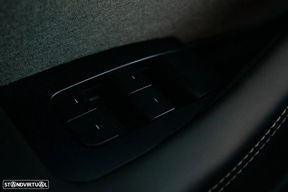 Tesla Model 3 Tração Traseira Premium - 49