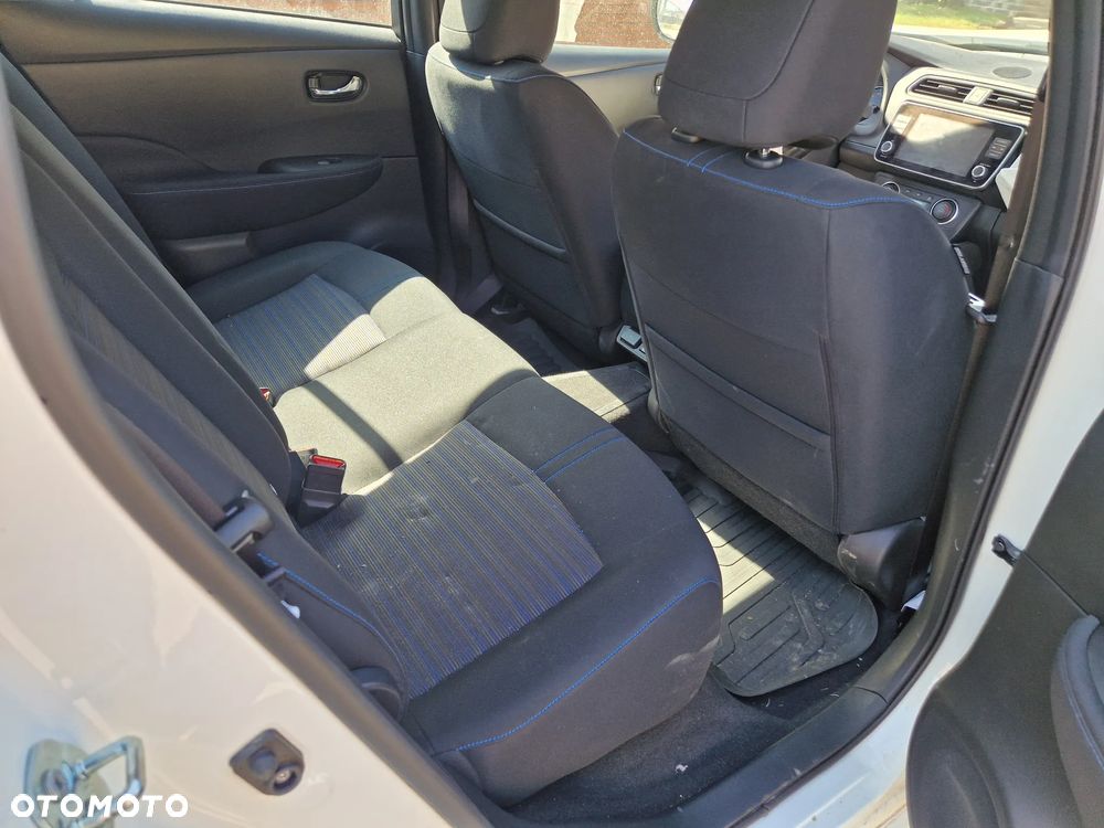 Nissan Leaf 40 kWh Tekna - 12