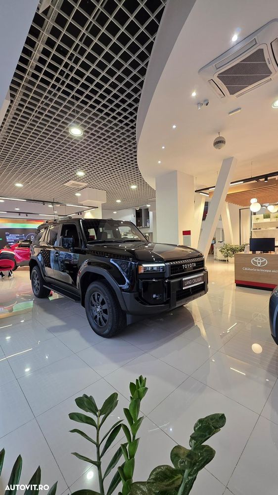 Toyota Land Cruiser 2.8l D-4D 204 CP A/T 7 locuri Executive - 12