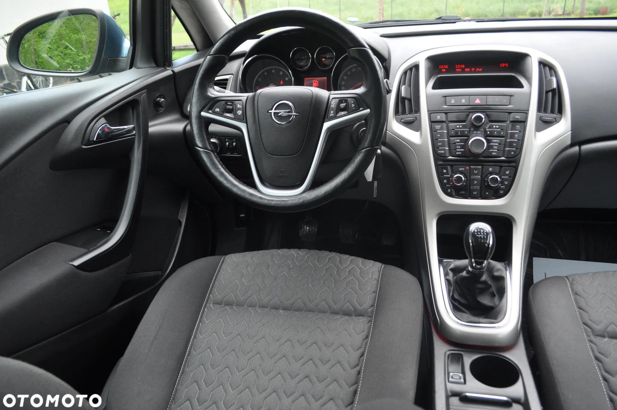 Opel Astra 1.4 Turbo Color Edition - 24