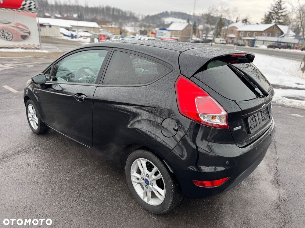 Ford Fiesta 1.0 EcoBoost S&S TITANIUM - 13