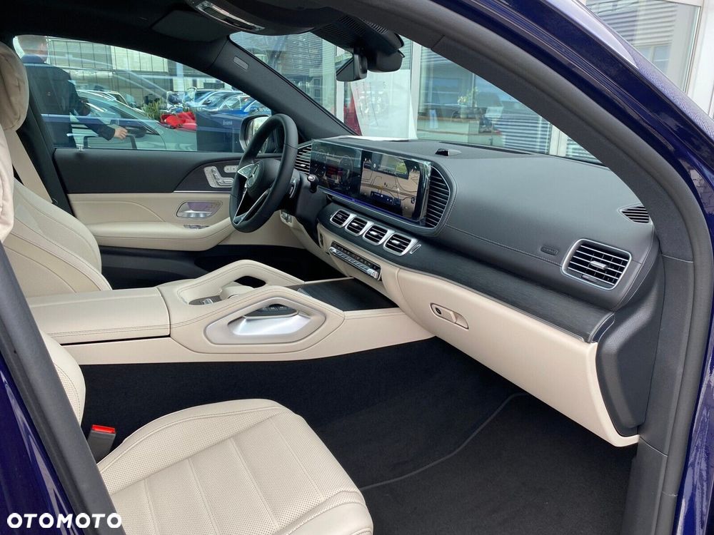 Mercedes-Benz GLE - 24