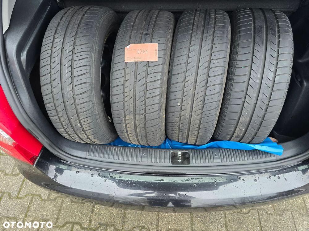 Skoda Fabia 1.2 HTP FAMILY - 16