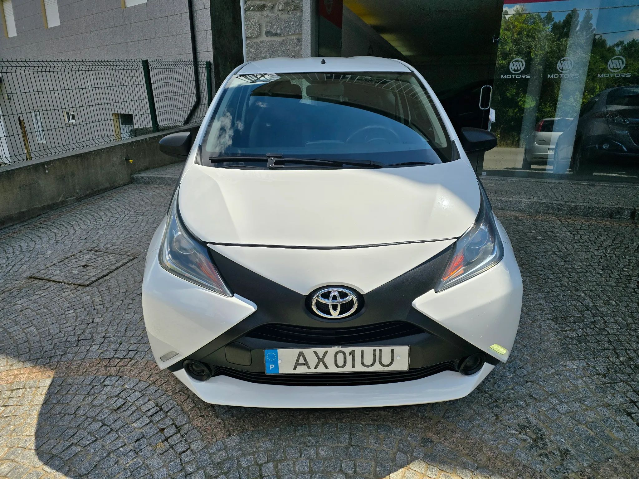 Toyota Aygo 1.0 X-Cite - 1