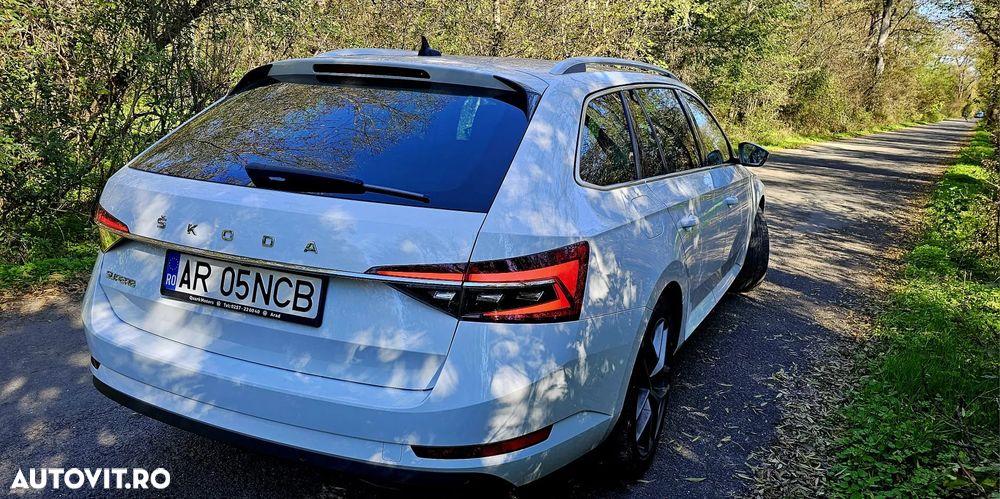 Skoda Superb 2.0 TDI DSG Ambition - 2