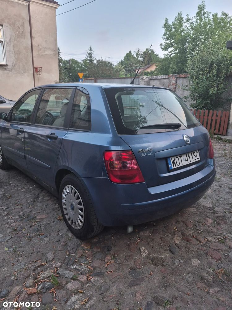 Fiat Stilo 1.6 16V Actual - 6