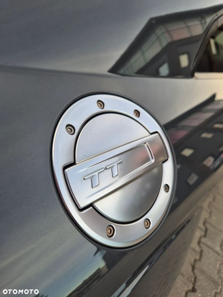 Audi TT S Coupé - 22