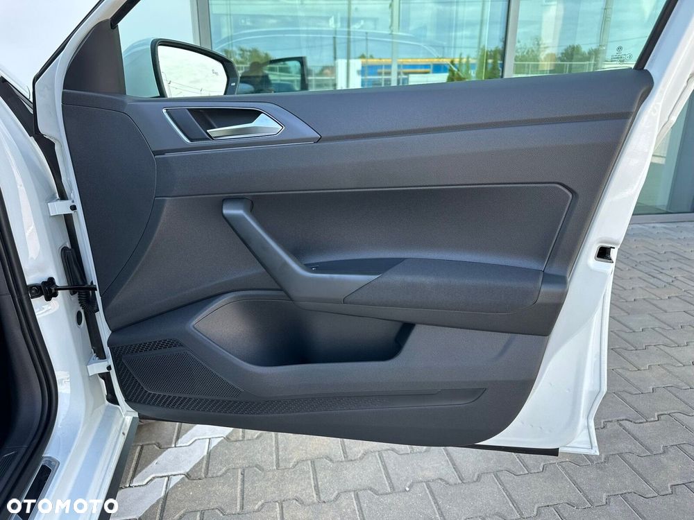 Volkswagen Polo 1.0 TSI R-Line Plus DSG - 17