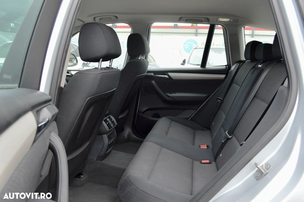 BMW X3 xDrive20d AT Advantage - 28