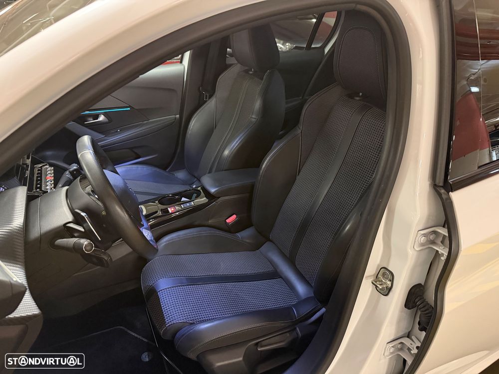 Peugeot 208 1.2 PureTech GT Line EAT8 - 11