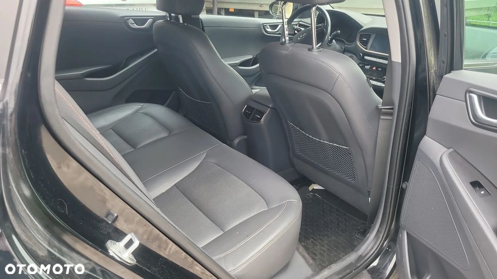 Hyundai IONIQ electric Premium - 17