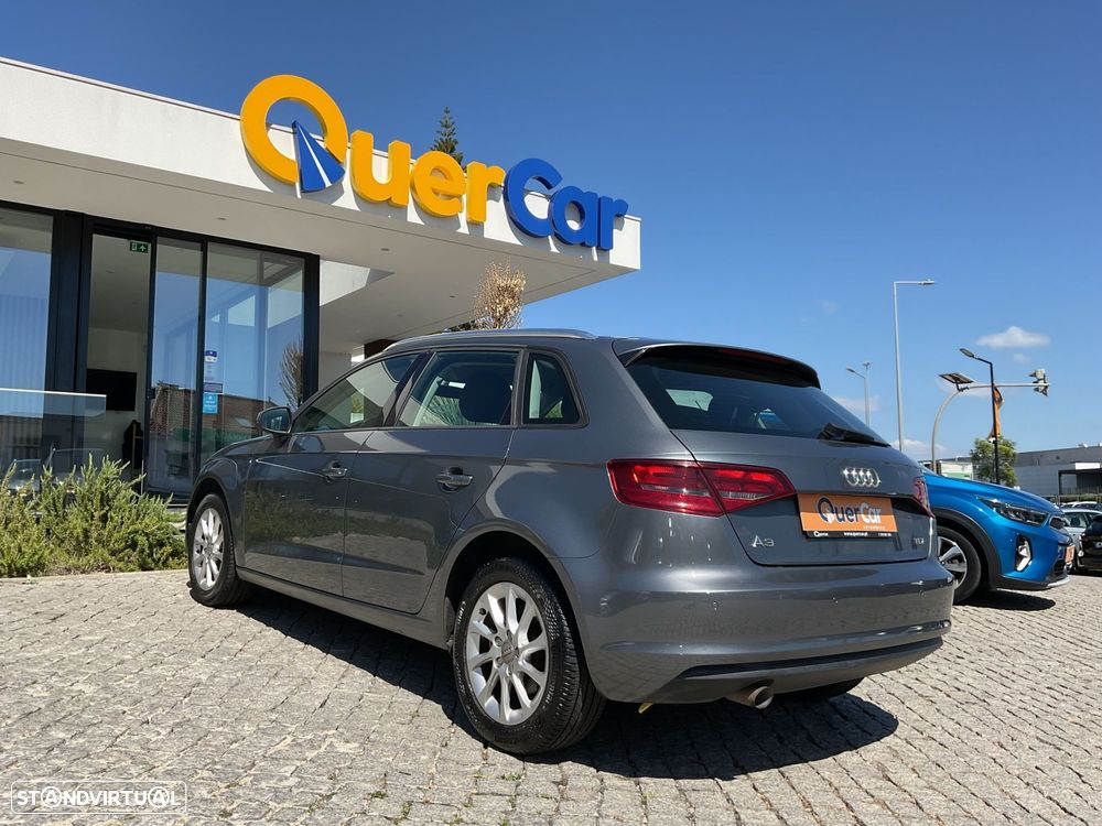 Audi A3 Sportback 1.6 TDI Advance - 10