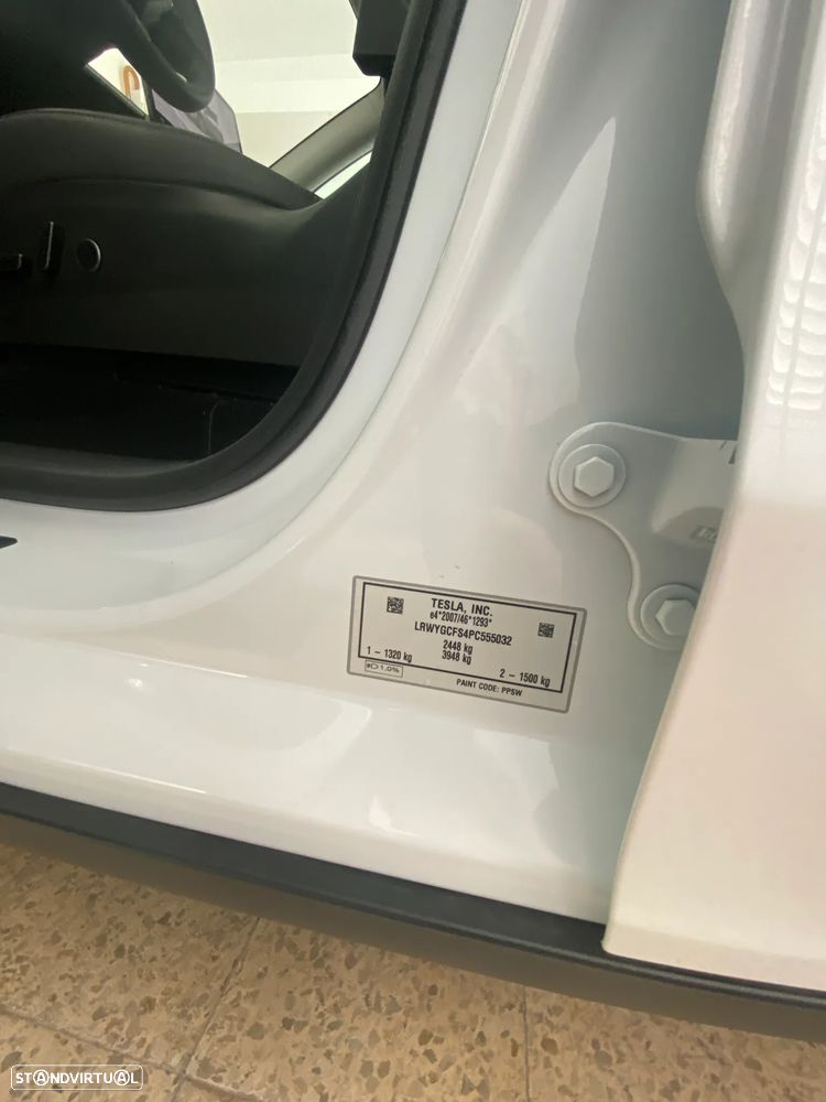 Tesla Model Y Tração Traseira - 12