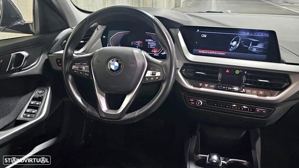 BMW 116 d Pack Desportivo M Auto - 29