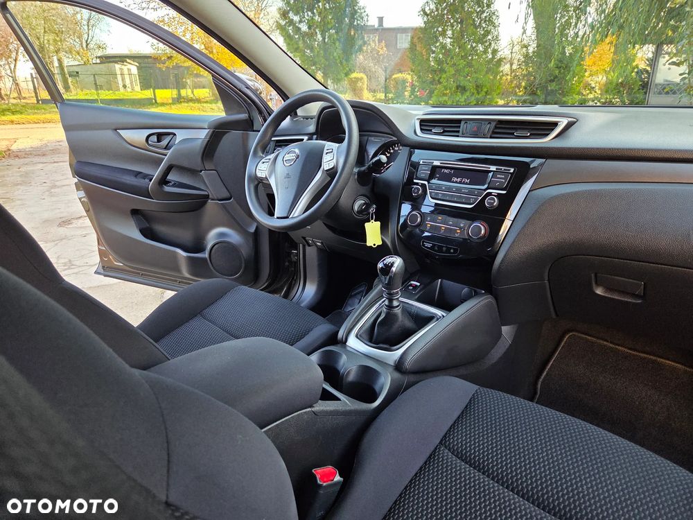 Nissan Qashqai 1.2 DIG-T Visia - 17