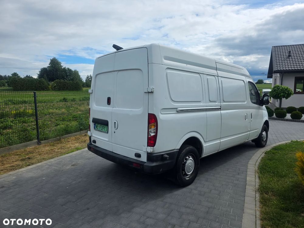 Maxus EV80 - 3