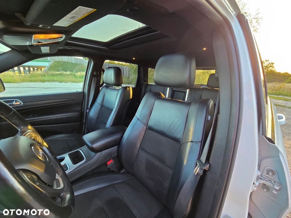 Jeep Grand Cherokee - 18
