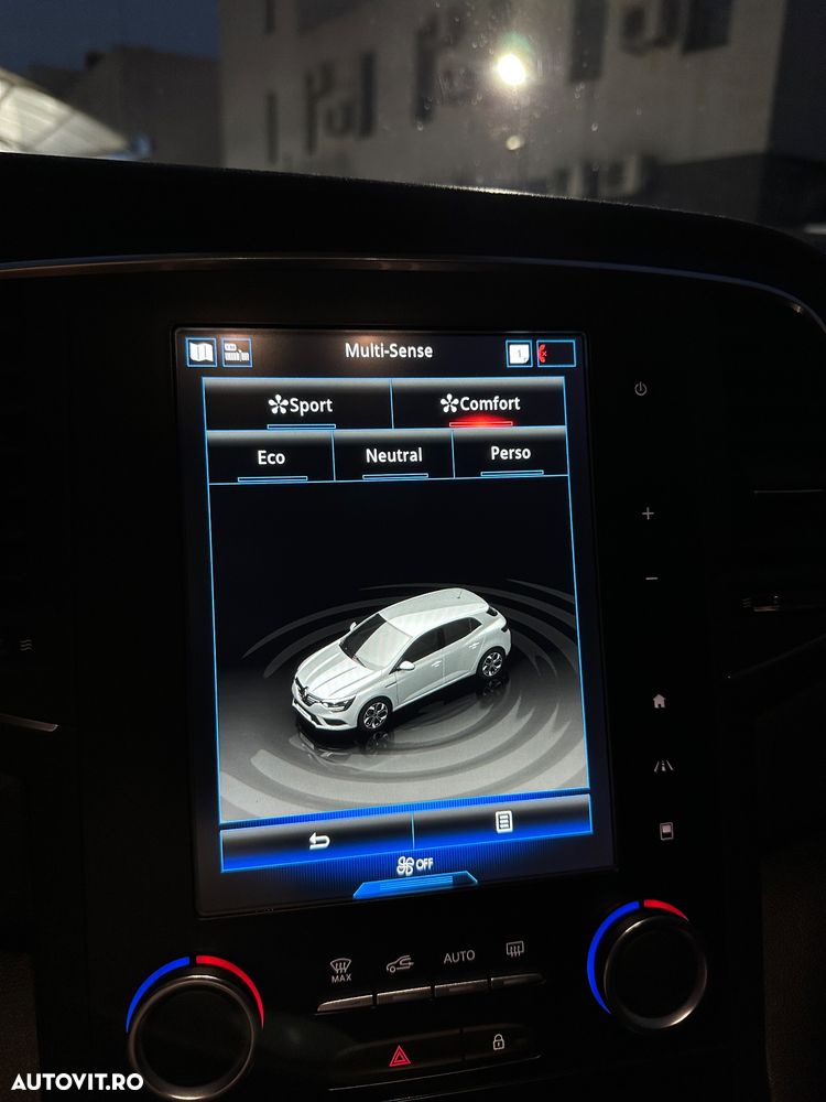 Renault Megane TCe 140 GPF GT LINE - 12