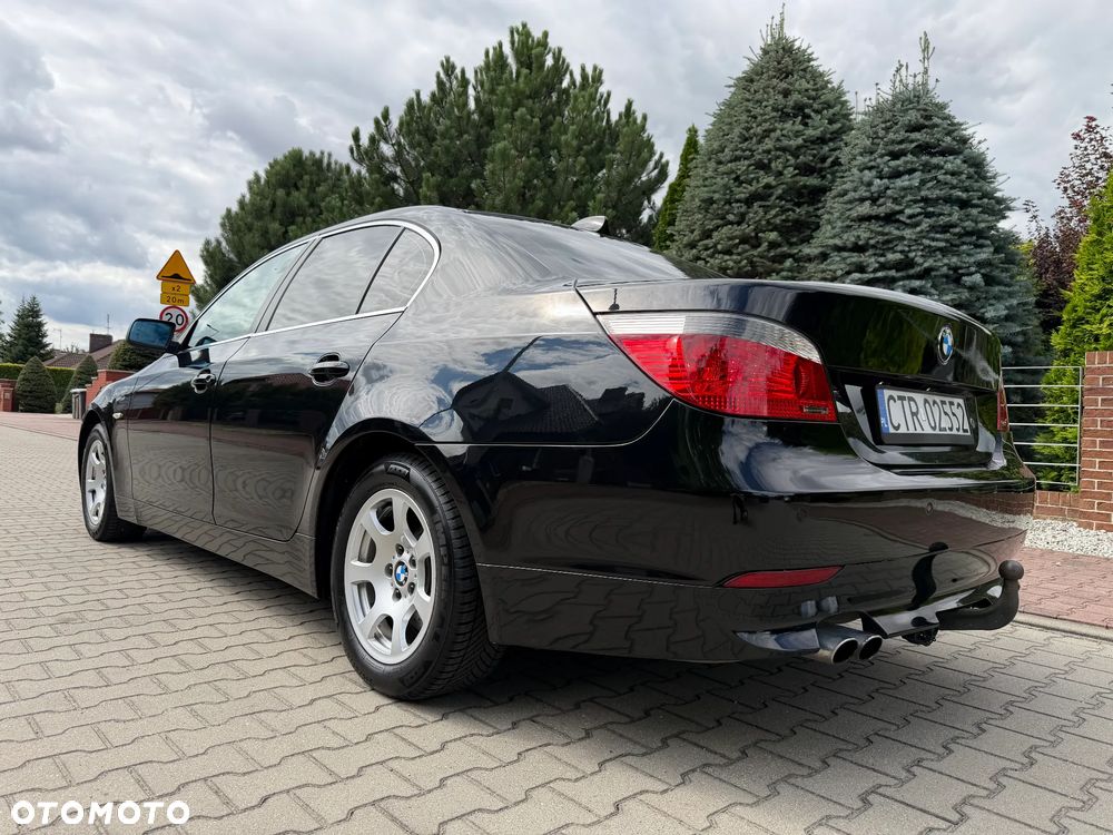 BMW Seria 5 523i - 12