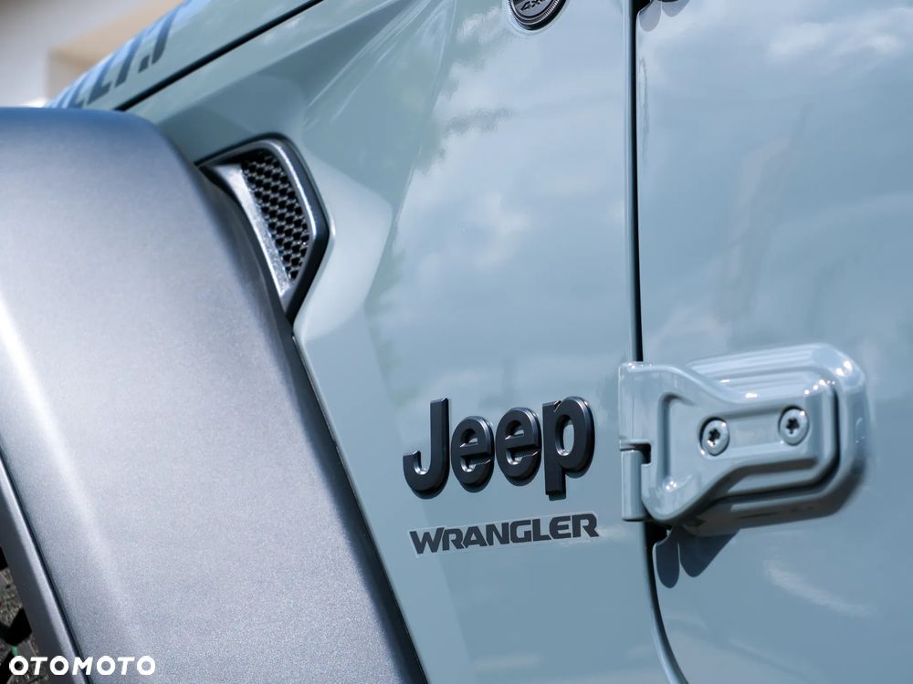 Jeep Wrangler - 7