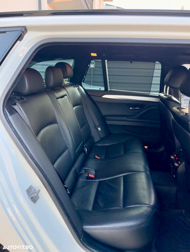 BMW Seria 5 520d AT - 10