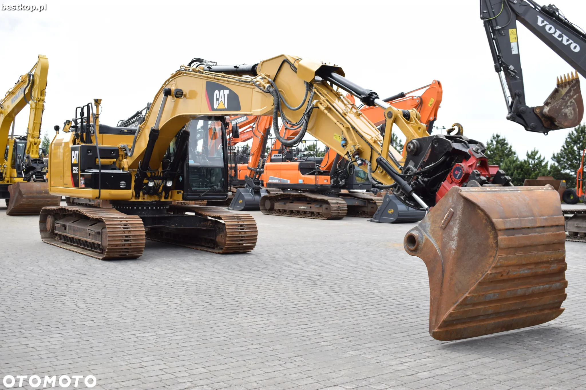 Caterpillar 323EL - 35