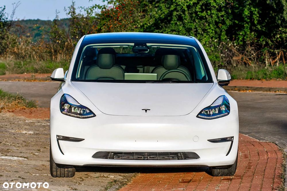 Tesla Model 3 Long Range AWD Premium - 3