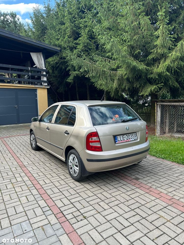 Skoda Fabia - 4