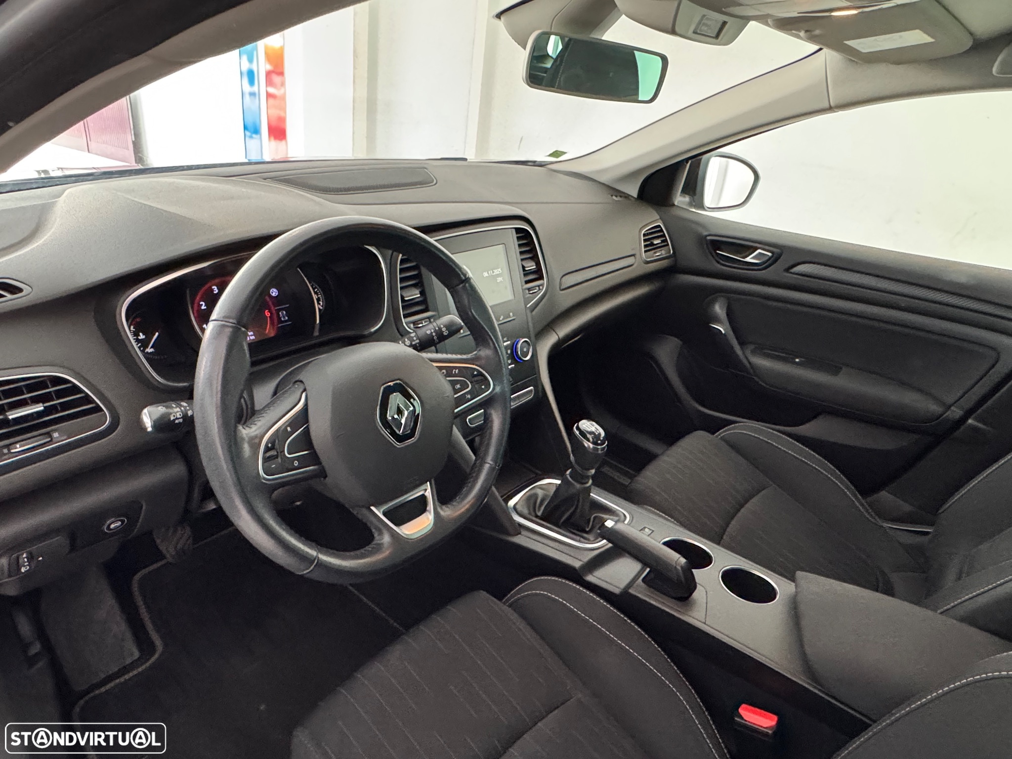 Renault Mégane Sport Tourer 1.3 TCe Limited - 8