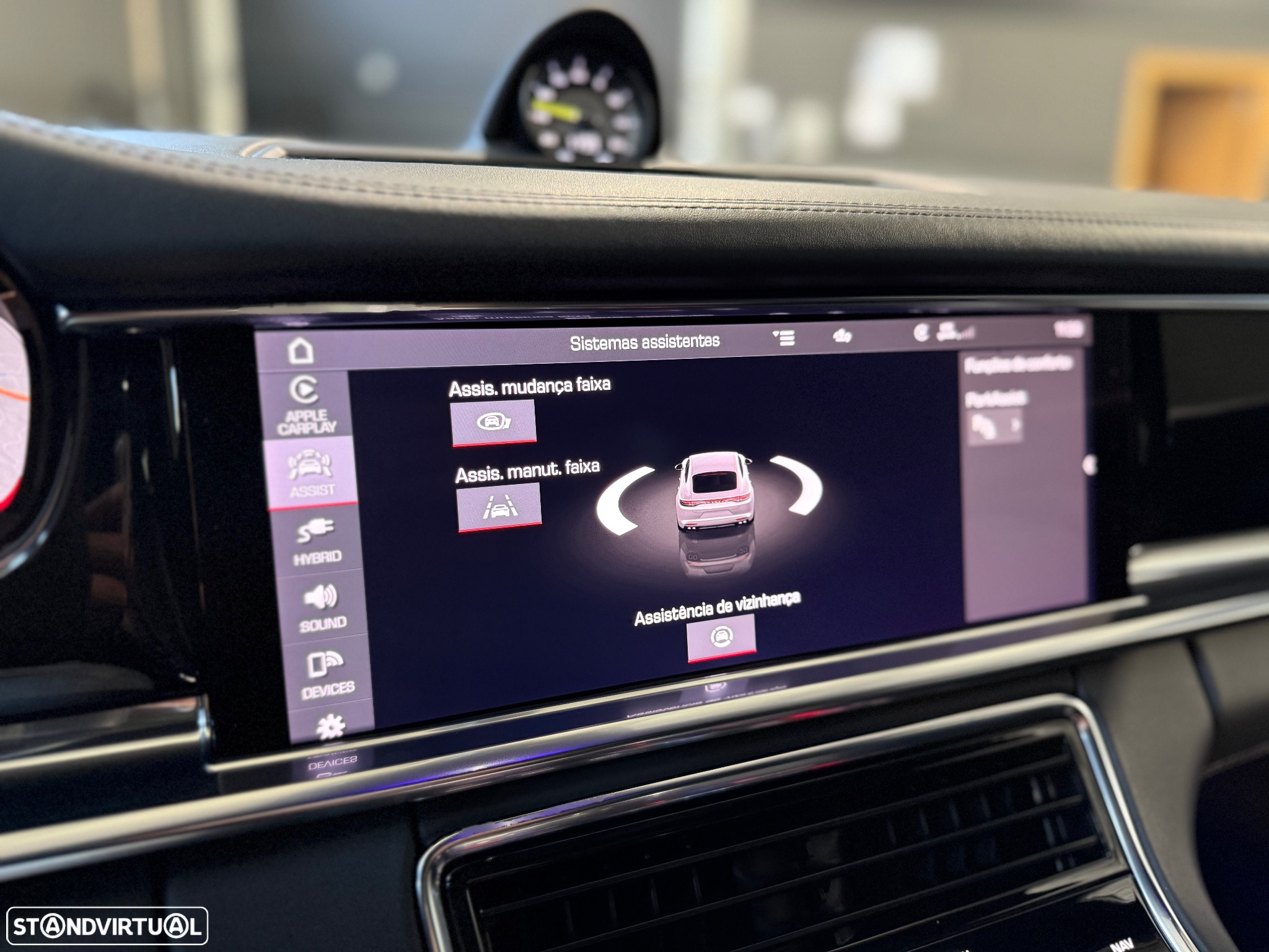 Porsche Panamera 4 E-Hybrid Platinum Edition com PDLS - 37