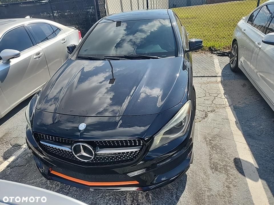 Mercedes-Benz CLA 250 4Matic 7G-DCT Sport - 3