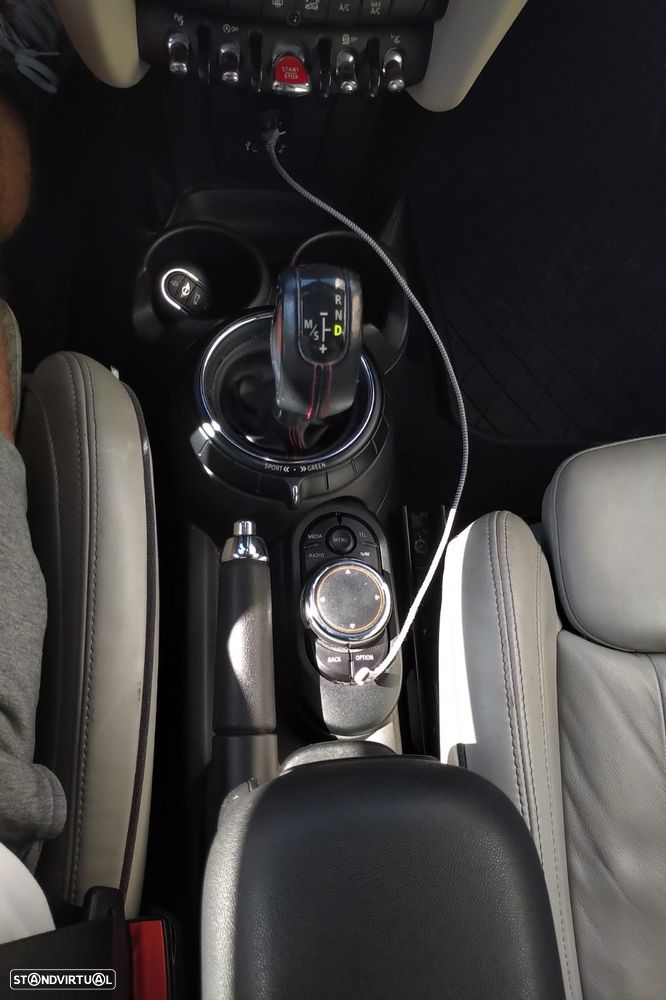 MINI 3 Portas Cooper S Aut. - 4
