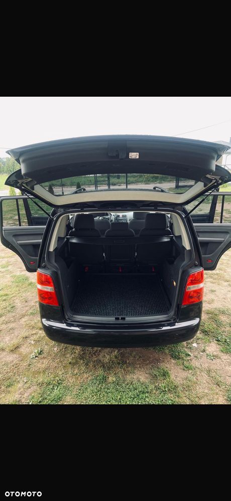 Volkswagen Touran - 7