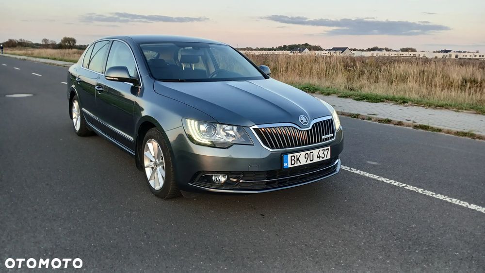 Skoda Superb 1.6 TDI GreenLine - 2