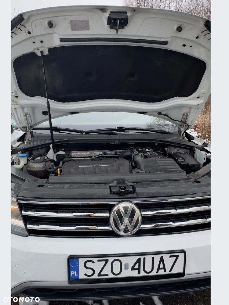 Volkswagen Tiguan - 23