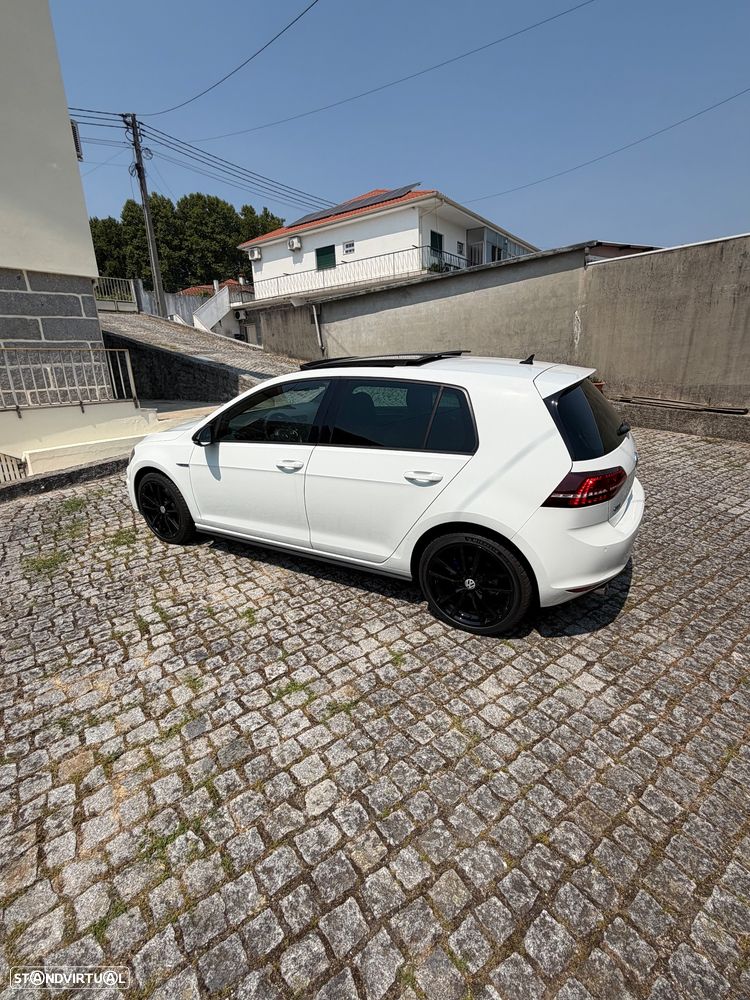 VW Golf - 4