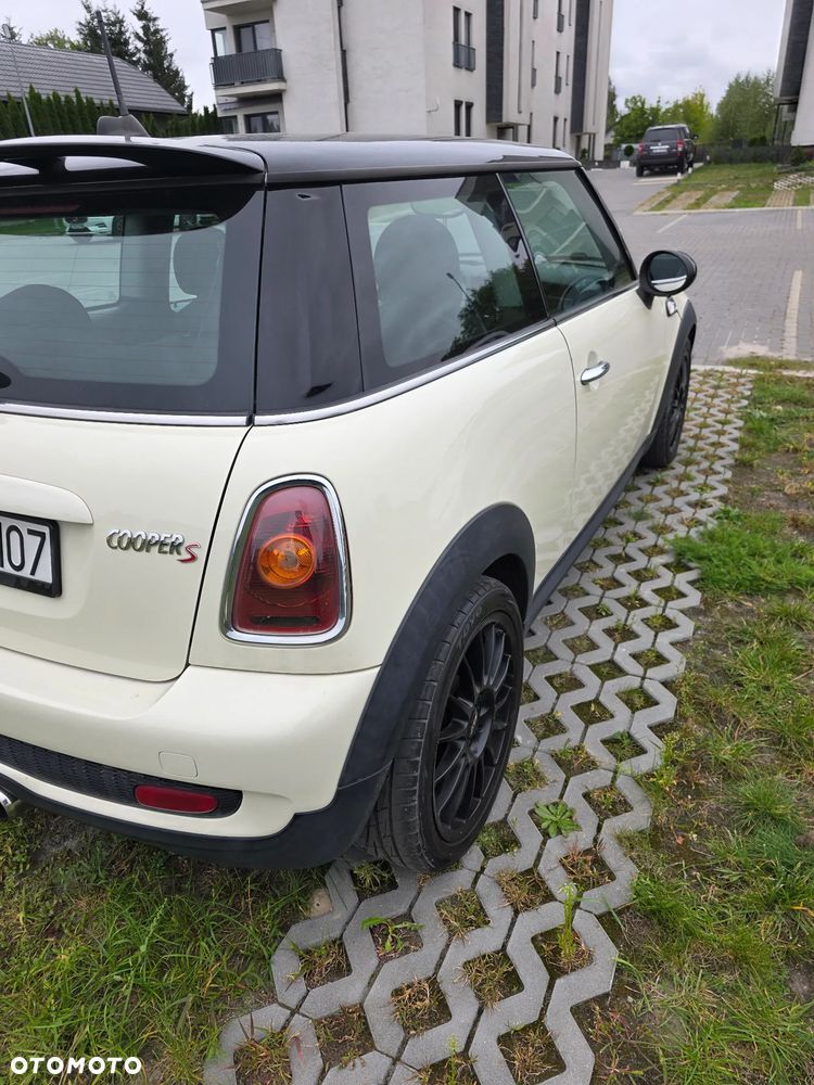 MINI Cooper S - 4