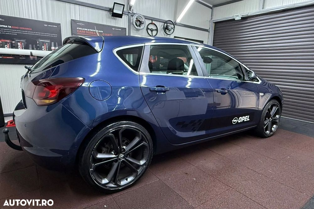 Opel Astra Sports Tourer 2.0 CDTI - 4