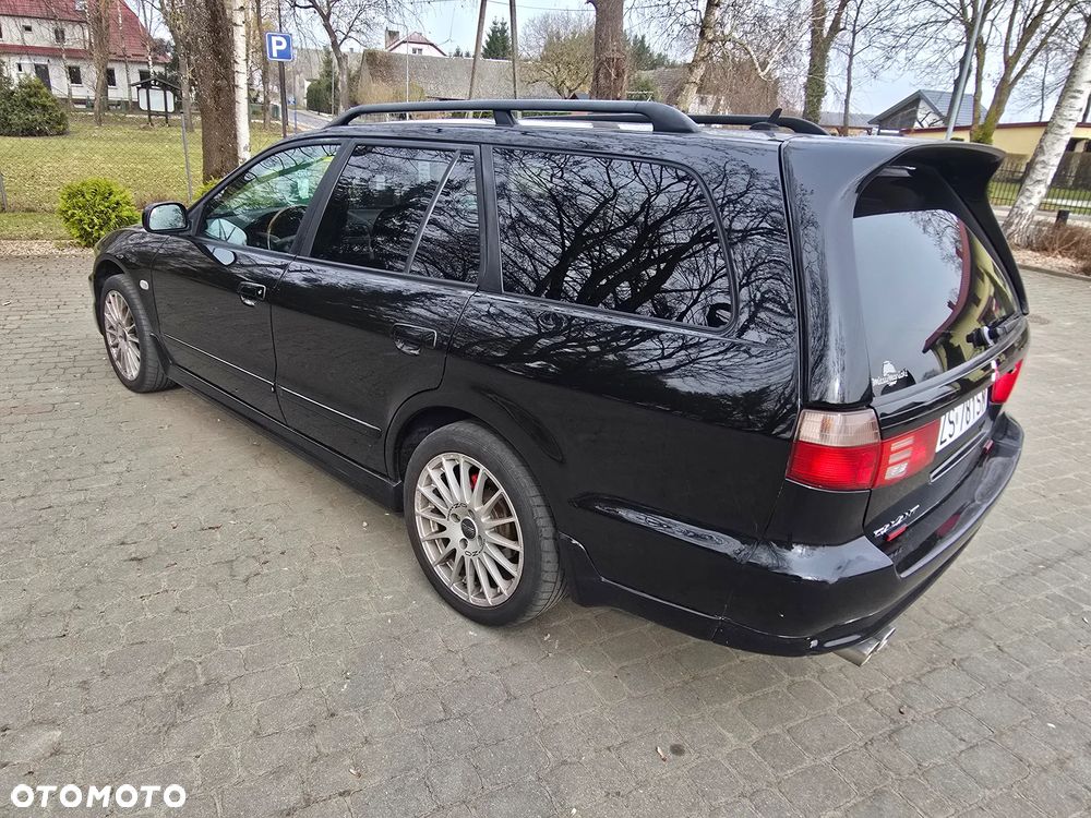 Mitsubishi Galant - 5