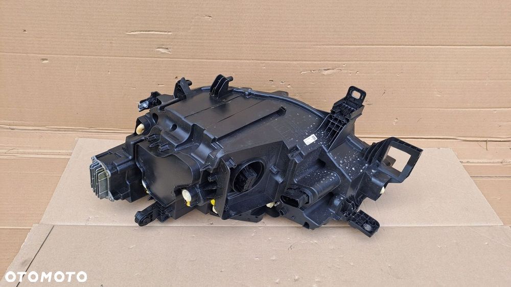 VW ID4 ID4 PRAWA LAMPA PRAWY PRZÓD 11B941036 ŁADNA UŻYWANA - 6