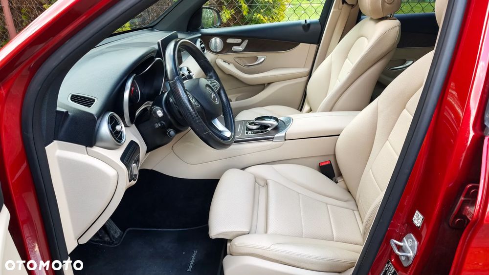Mercedes-Benz GLC 300 4-Matic - 17